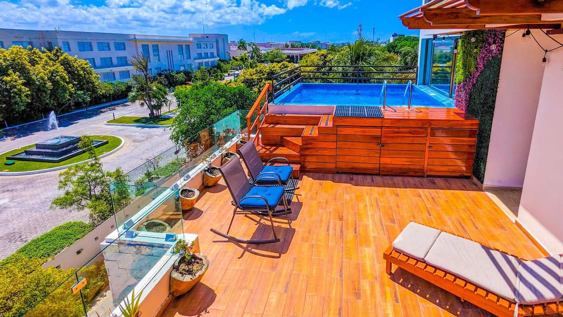 500M To Beach L King Beds Kitchen L Pool Patio Gym Bikes Ac 20405 location